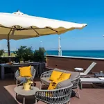 Luxury Terrazza דירה בארי